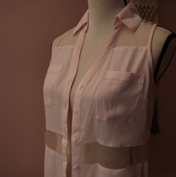 Express the portofino shirt Pastel pink sheer top - Picture 6 of 7